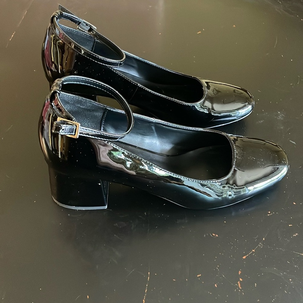 Soda Faux Patent Leather Heels Size 10